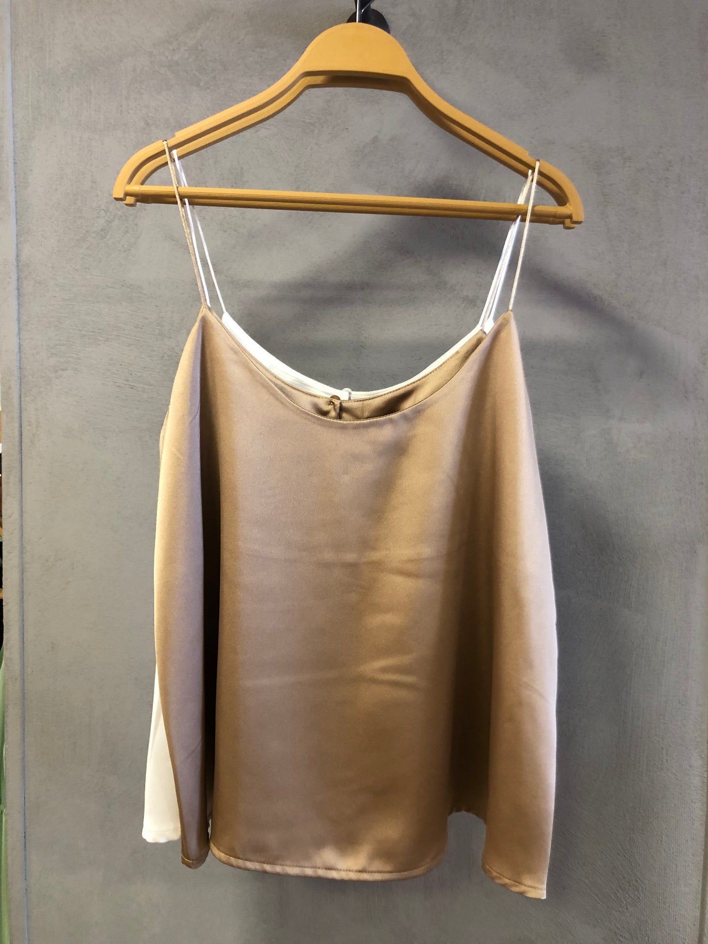 Top in raso