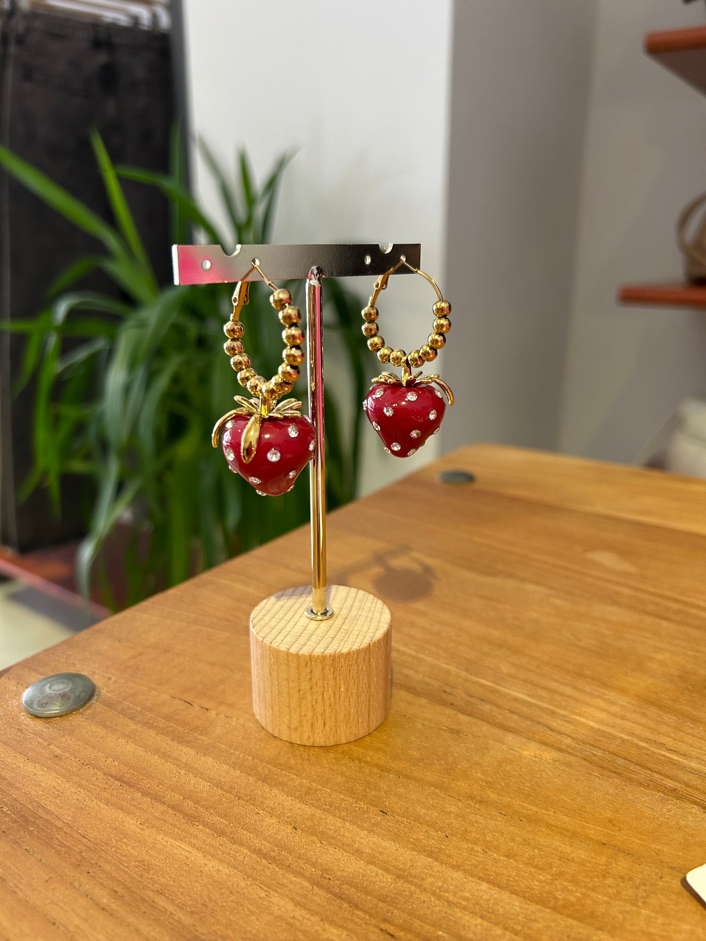 Orecchini fragole con strass