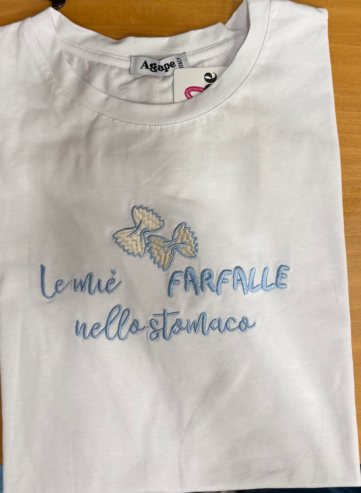T-shirt Farfalle nello stomaco