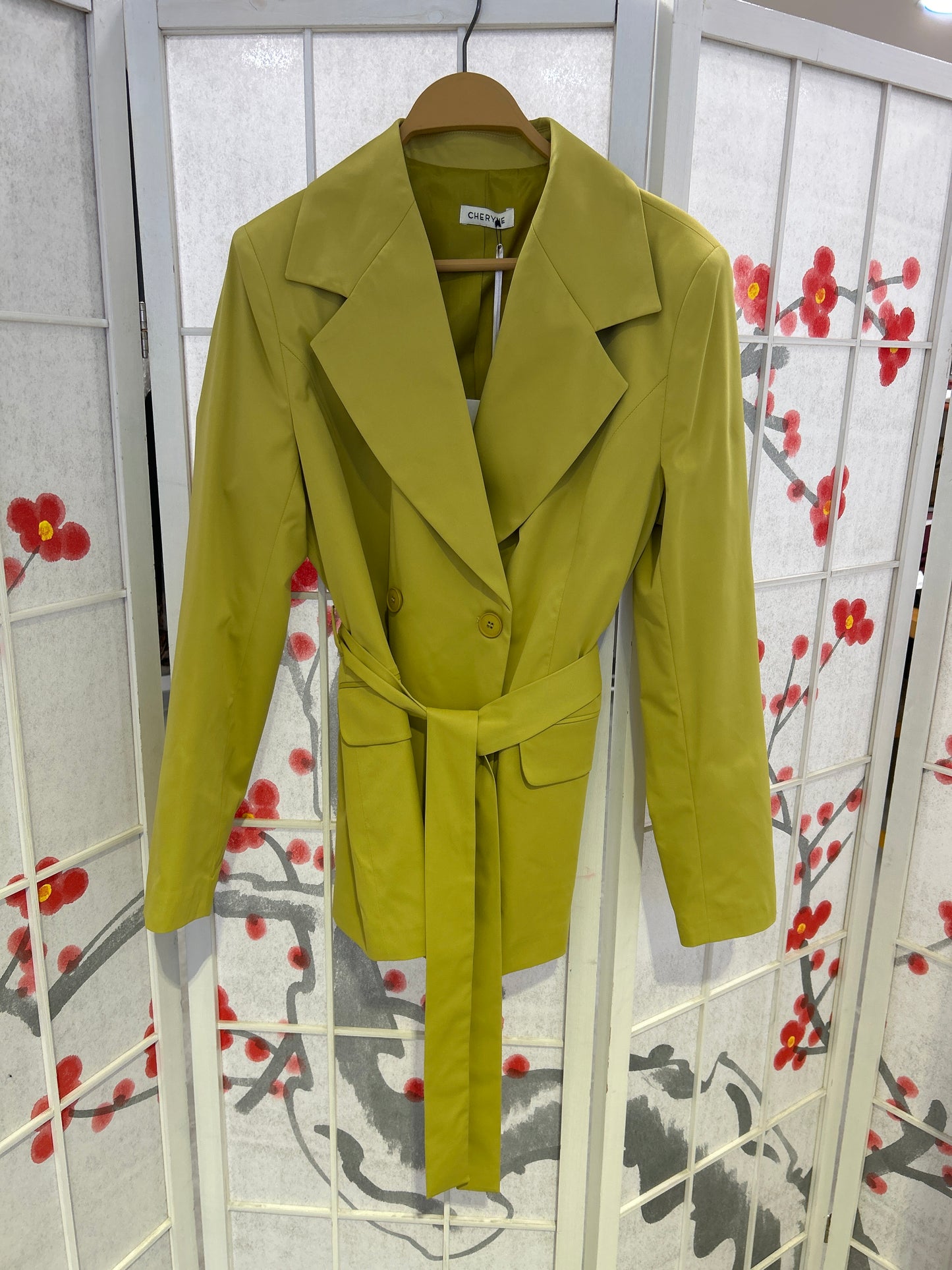 Trench corto