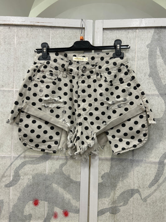 Shorts pois