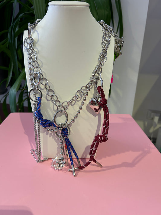 Collana con charms
