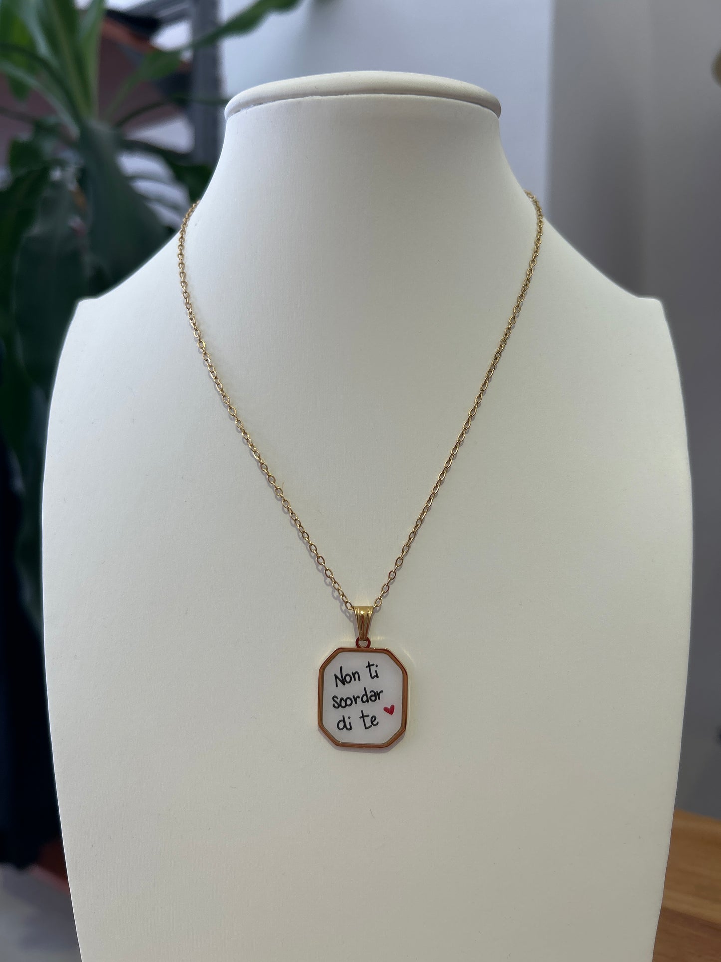 Collana medaglietta
