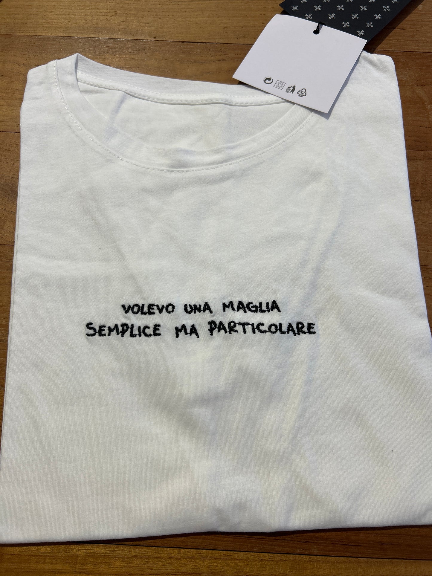 T-shirt delle indecise