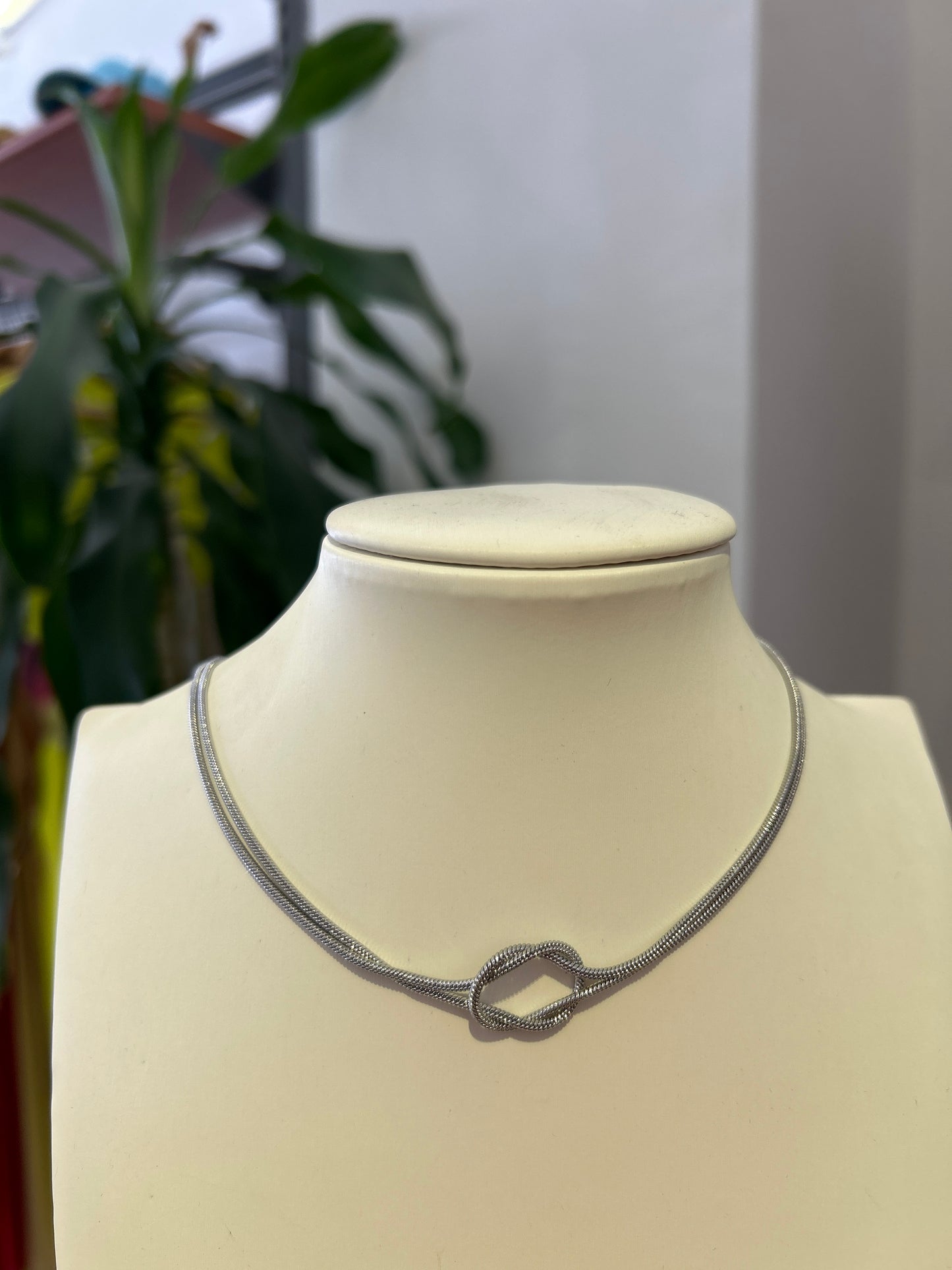 Collana force
