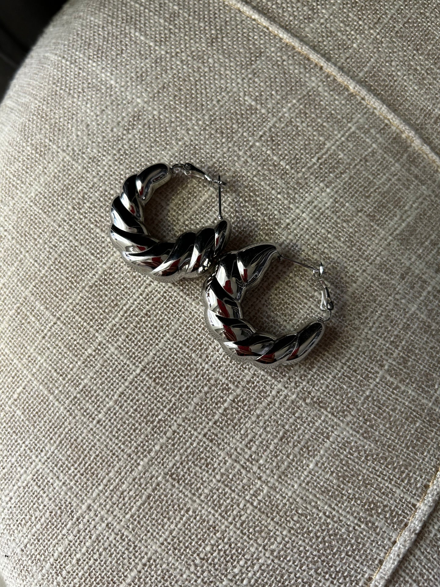 Orecchini intrecciati