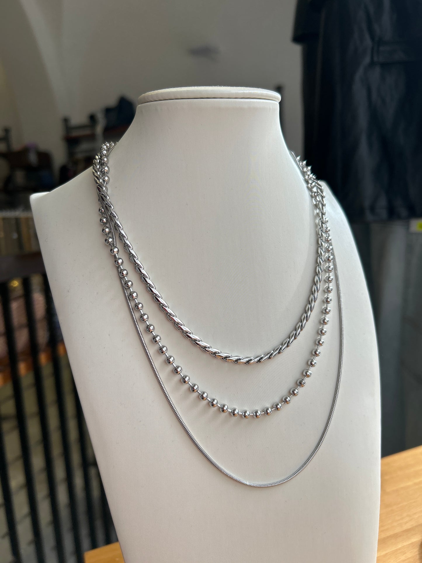 Collana Tris