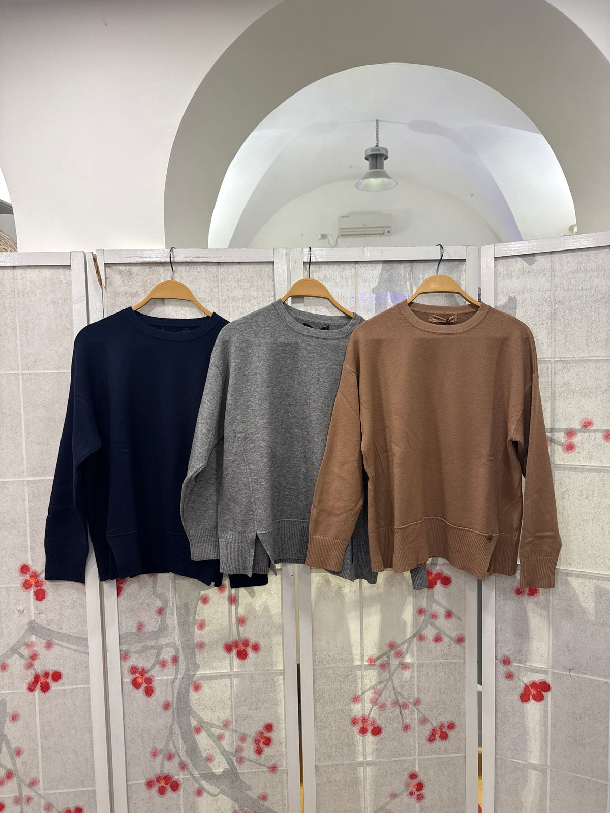 Maglia a scatola con spacco