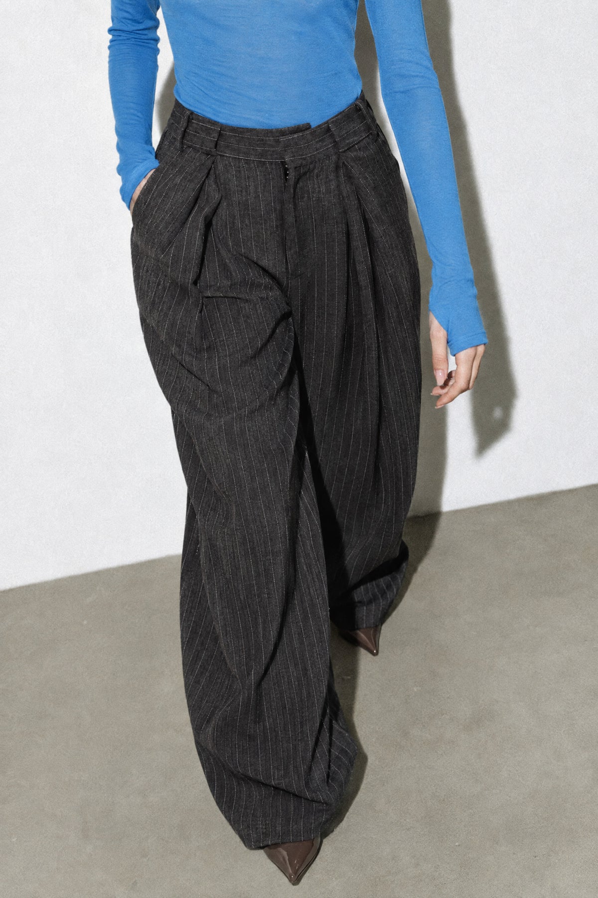 Pantaloni gessati Lumina
